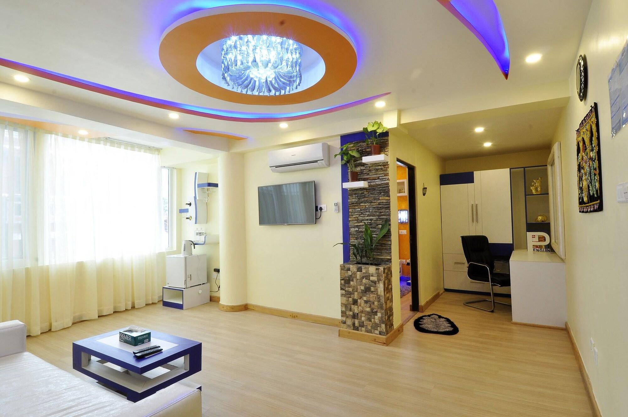Royal Penguin Boutique Hotel & Spa Kathmandu Exterior photo
